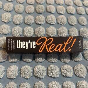 Benefit They're Real! Beyond Mascara Jet Black 8.5g